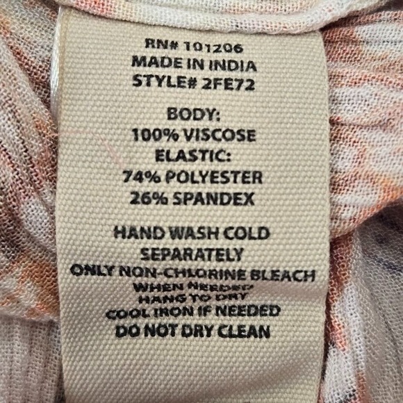 SOFT SURROUNDINGS Size SMALL Orange Floral Batik Short Sleeve Smocked Maxi Dress - Picture 6 of 9